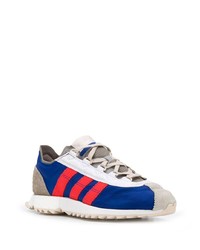 Chaussures de sport blanc et rouge et bleu marine adidas