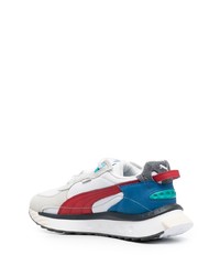 Chaussures de sport blanc et rouge et bleu marine Puma