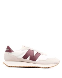 Chaussures de sport blanc et rouge New Balance