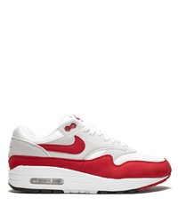 Chaussures de sport blanc et rouge Nike