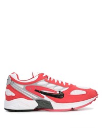 Chaussures de sport blanc et rouge Nike