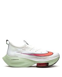 Chaussures de sport blanc et rouge Nike