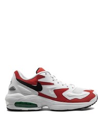 Chaussures de sport blanc et rouge Nike