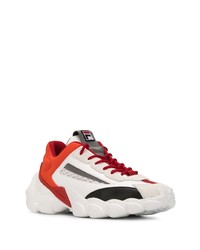 Chaussures de sport blanc et rouge Fila