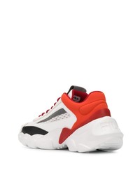 Chaussures de sport blanc et rouge Fila