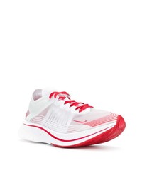 Chaussures de sport blanc et rouge Nike