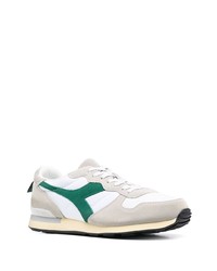 Chaussures de sport blanc et vert Diadora