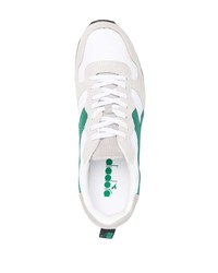 Chaussures de sport blanc et vert Diadora