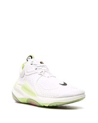 Chaussures de sport blanc et vert Nike