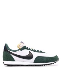 Chaussures de sport blanc et vert Nike