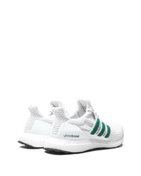 Chaussures de sport blanc et vert adidas