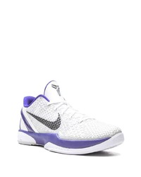 Chaussures de sport blanc et violet Nike