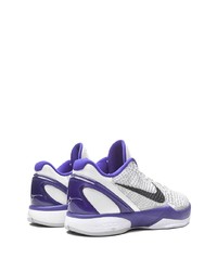 Chaussures de sport blanc et violet Nike