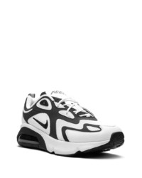 Chaussures de sport blanches et noires Nike