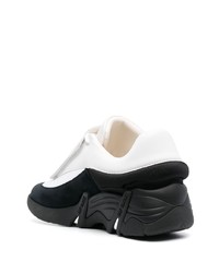 Chaussures de sport blanches et noires Raf Simons