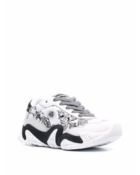 Chaussures de sport blanches et noires VERSACE JEANS COUTURE