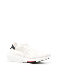 Chaussures de sport blanches et noires Y-3