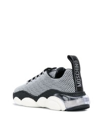 Chaussures de sport blanches et noires Moschino