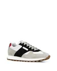 Chaussures de sport blanches et noires Church's