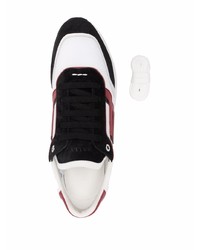 Chaussures de sport blanches et noires Bally