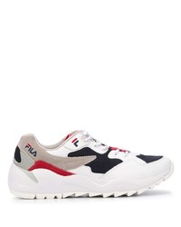 Chaussures de sport blanches et noires Fila