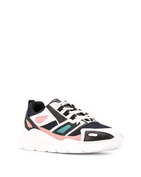 Chaussures de sport blanches et noires Sandro Paris