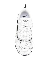 Chaussures de sport blanches et noires Valentino