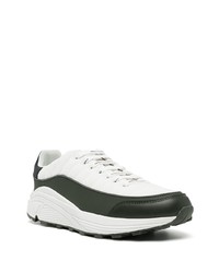 Chaussures de sport blanches et noires Armani Exchange