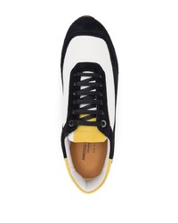 Chaussures de sport blanches et noires a. testoni