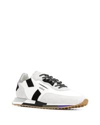 Chaussures de sport blanches et noires Ghoud