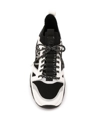 Chaussures de sport blanches et noires Michael Kors
