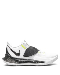 Chaussures de sport blanches et noires Nike