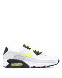 Chaussures de sport blanches et noires Nike