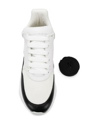 Chaussures de sport blanches et noires Alexander McQueen