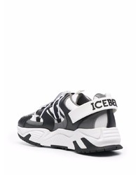 Chaussures de sport blanches et noires Iceberg