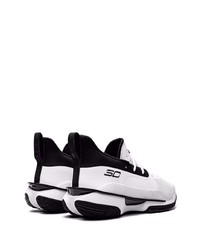 Chaussures de sport blanches et noires Under Armour