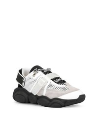 Chaussures de sport blanches et noires Moschino