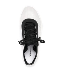 Chaussures de sport blanches et noires Y-3