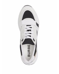 Chaussures de sport blanches et noires Burberry