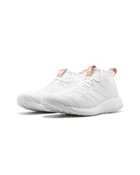 Chaussures de sport blanches adidas