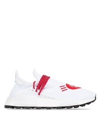 Chaussures de sport blanches Adidas By Pharrell Williams