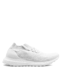 Chaussures de sport blanches adidas