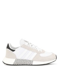 Chaussures de sport blanches adidas