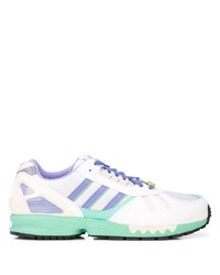 Chaussures de sport blanches adidas