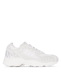 Chaussures de sport blanches adidas