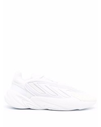 Chaussures de sport blanches adidas