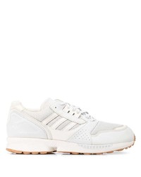 Chaussures de sport blanches adidas