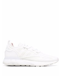 Chaussures de sport blanches adidas