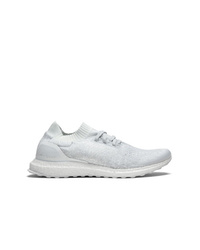 Chaussures de sport blanches adidas