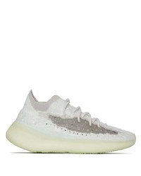 Chaussures de sport blanches adidas YEEZY